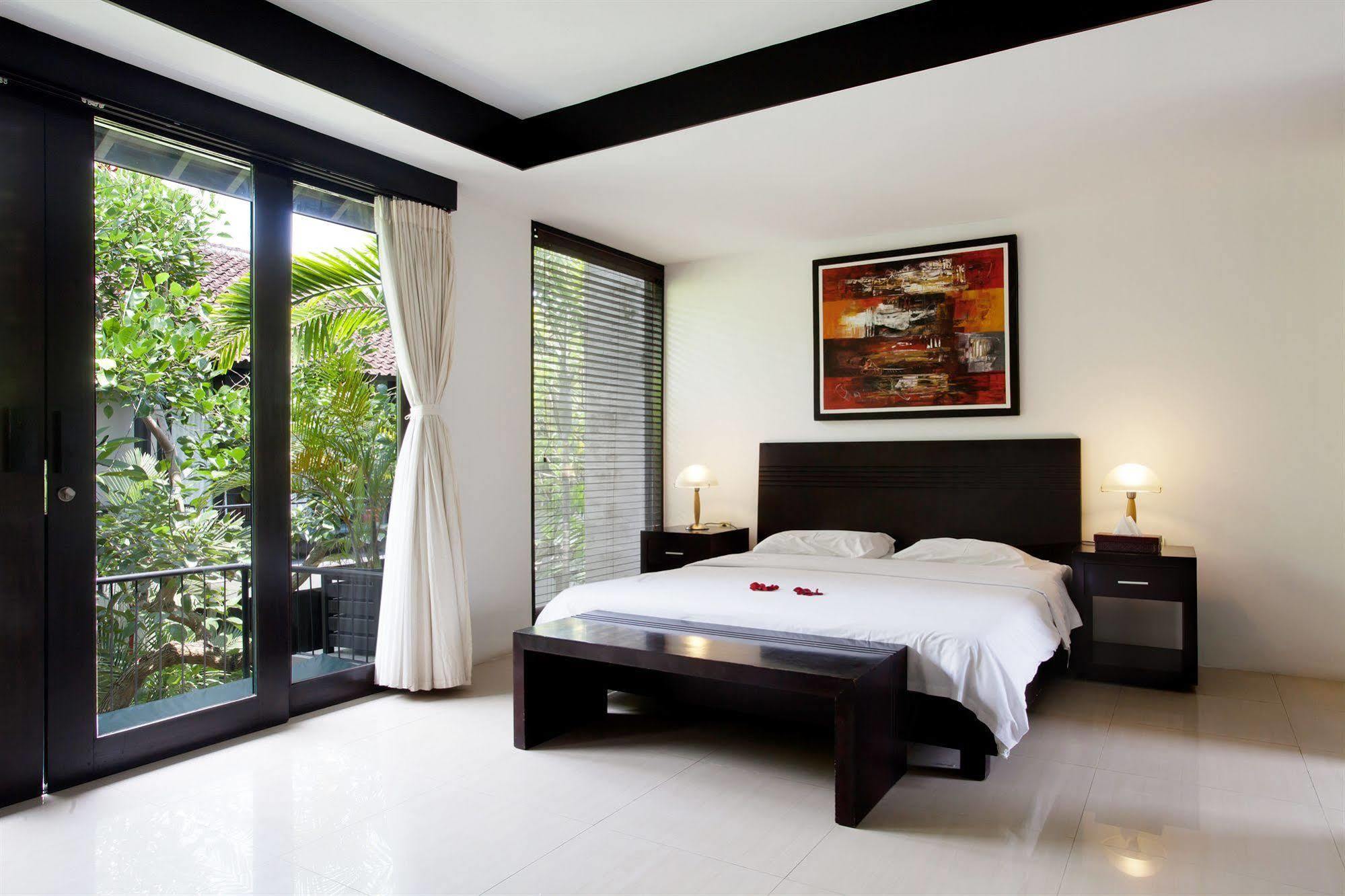 S'Cape Condotel Sanur Екстериор снимка