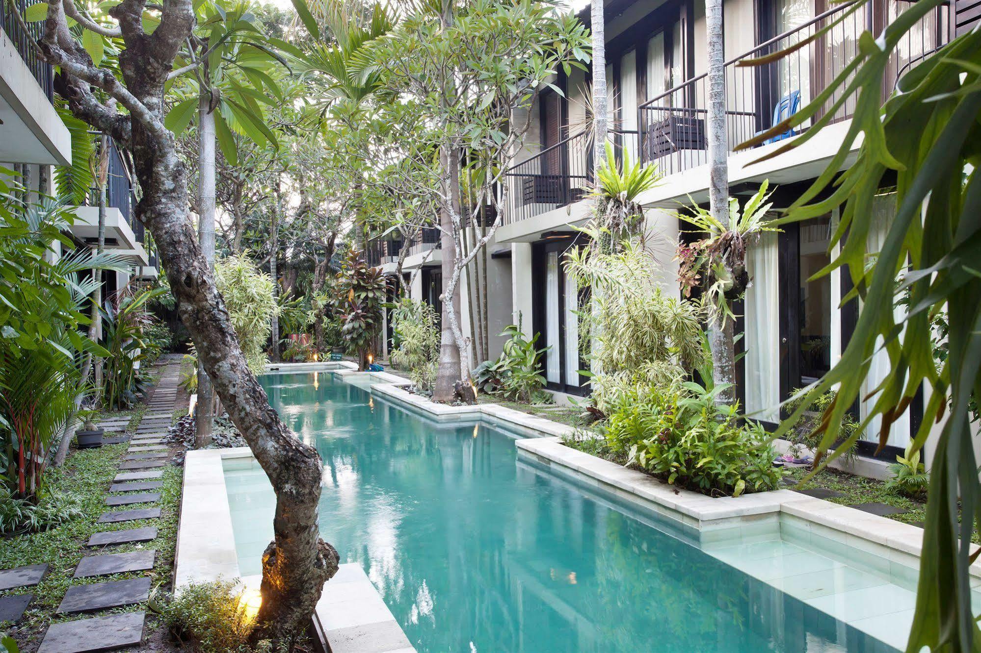 S'Cape Condotel Sanur Екстериор снимка